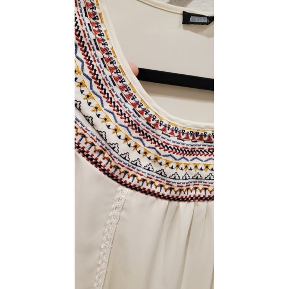 THML Ivory Boho Embroidered Tank Top - Picture 3 of 4